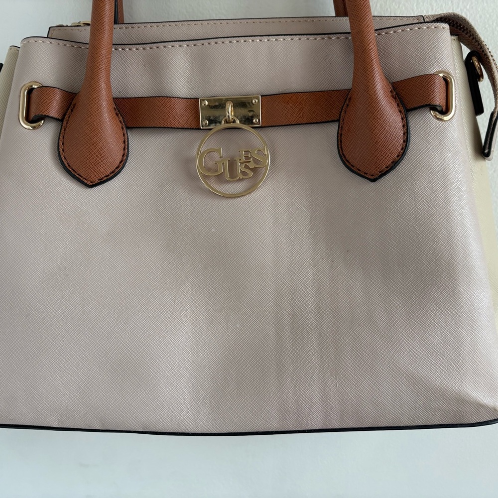GUESS Blush Purse - Picture 2 of 8